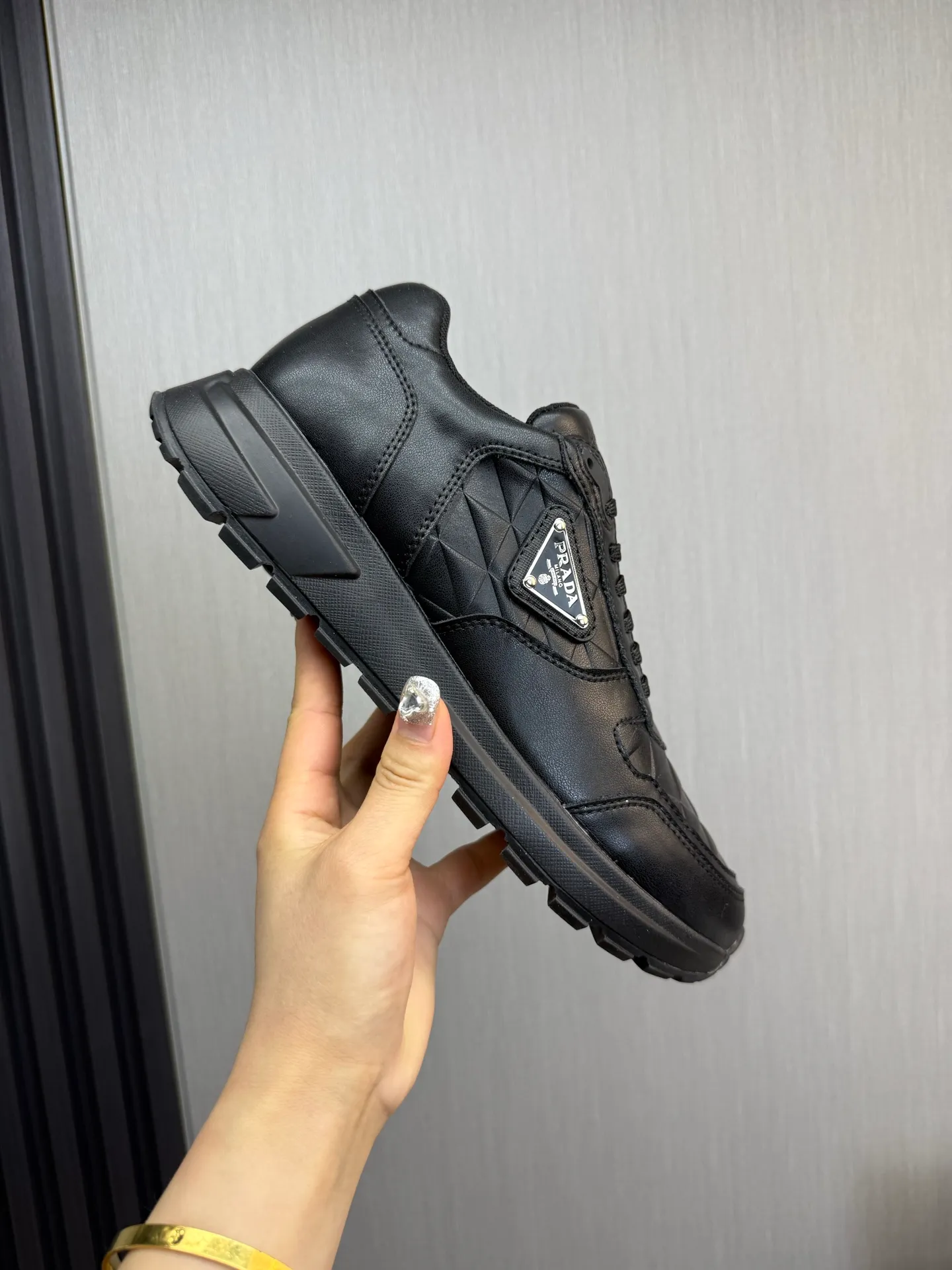 Men's shoes 520💰 [PRADA] Men's shoes are popular in the counter, official website is synchronized, high-quality shipments ✔️Original cowhide splicing + cowhide lining, 1🆚1 replica, original original sole, 38-45 (45 customized, non-refundable)